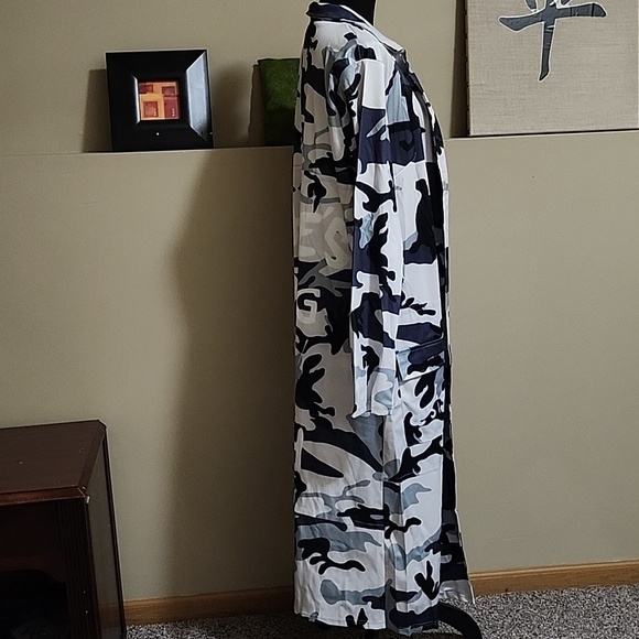 Duster - Picture 4 of 4